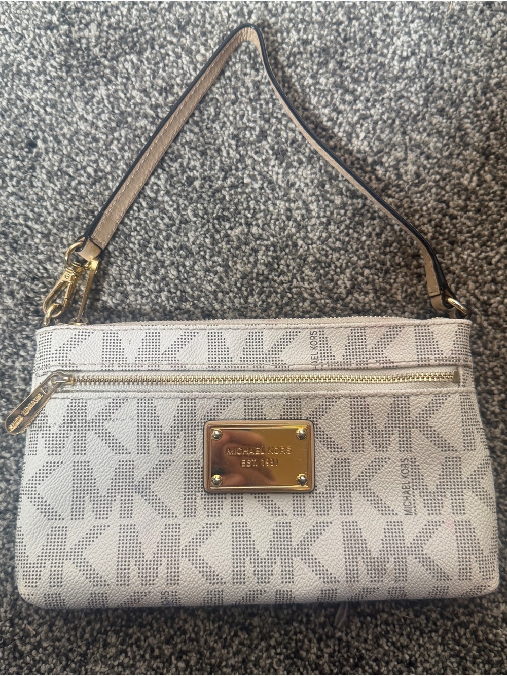 Michael Kors Jet Set Vanilla MK Logo Wristlet Wallet Pouch Gold Tone - Picture 5 of 12